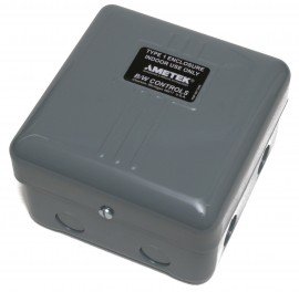 B/W Controls 11028300 NEMA 1 Enclosure for the 1500 and 5200 relays-