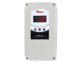 Dwyer TSW Series Weatherproof Digital Temperature Switch, 12 to 24 V AC/DC-