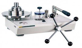 Fluke P3223-MPA Water Deadweight Tester, 0.1 to 35mPa-