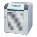 Julabo 9671017 FLW1701 Recirculating Chiller, water cooled, 1,700 W cooling power-