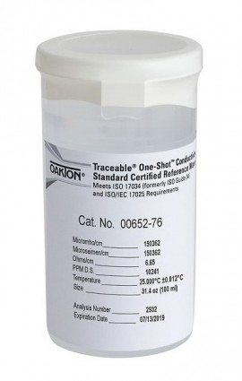 OAKTON 00652-76 Traceable One-Shot Conductivity and TDS Standard, 150,000 &amp;micro;S-