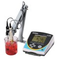 OAKTON PC 2700 Benchtop Meter, pH Electrode, Conductivity/Temp Probe, Software and Stand-